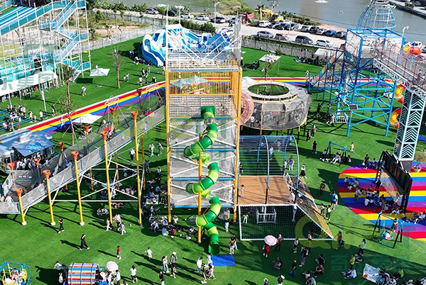 嗨玩國慶！這個鶴鳴奇樂星球主題樂園太火爆